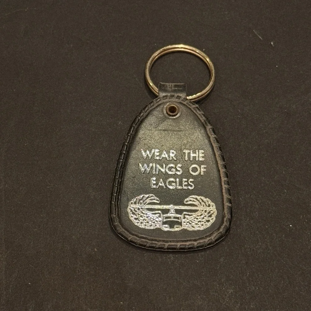 The Unbranded Brand screaming eagles
